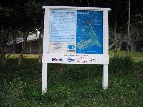 First Motuihe Trust Sign Feb 2005